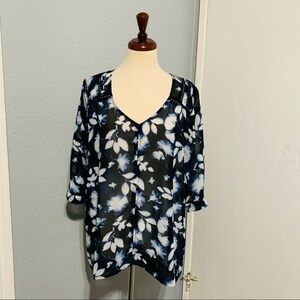 Motherhood Maternity Leaves Top‎ Size S